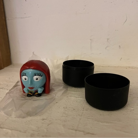 Nightmare Before Christmas Mystery Squish Sally - Picture 2 of 3
